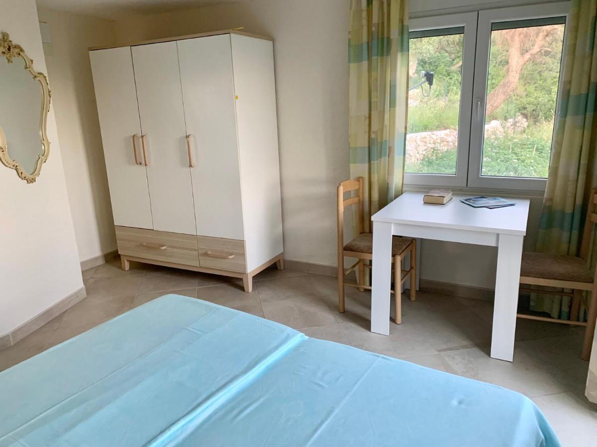Apartments Mirian Petrovac Екстериор снимка
