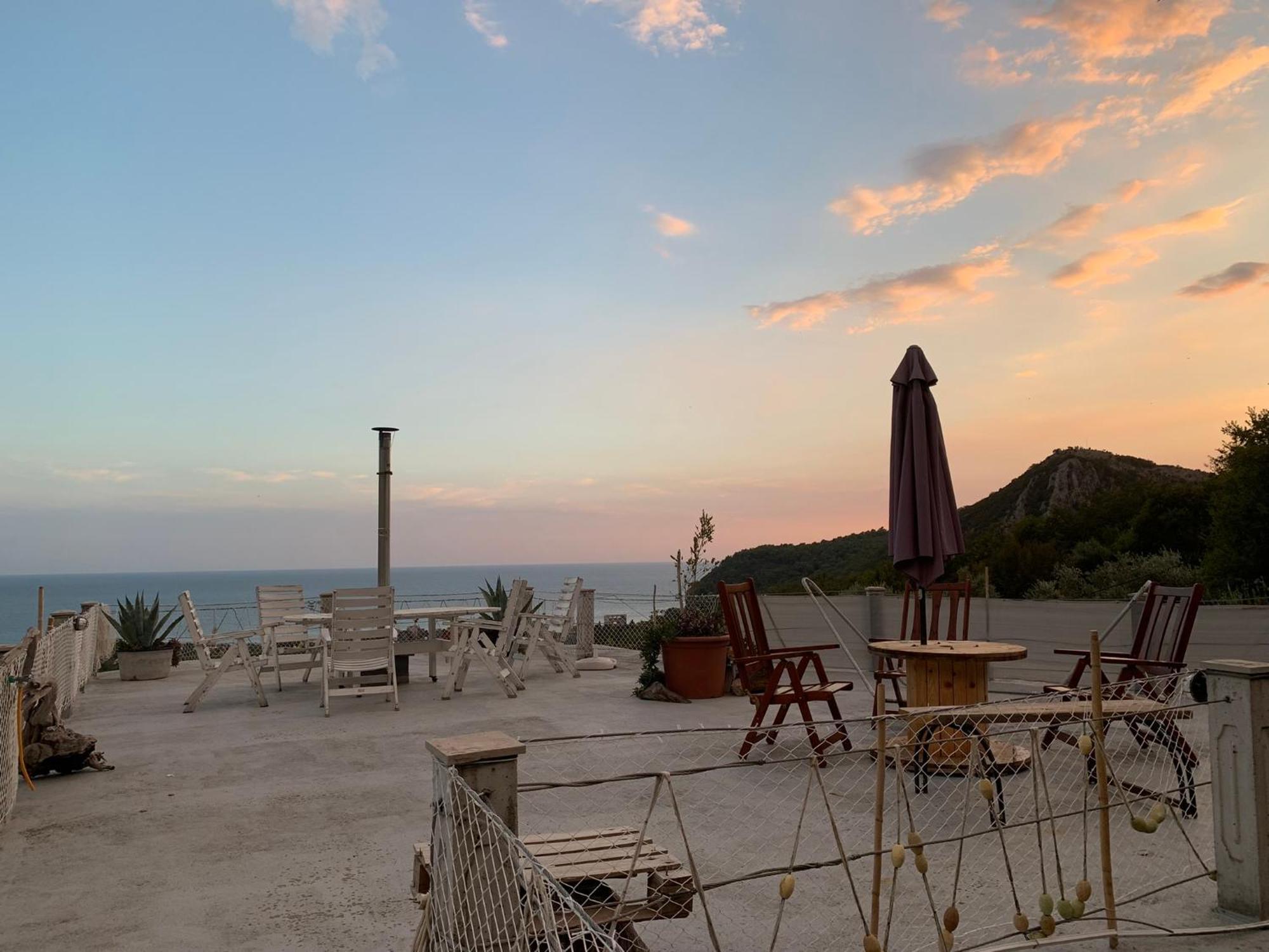 Apartments Mirian Petrovac Екстериор снимка