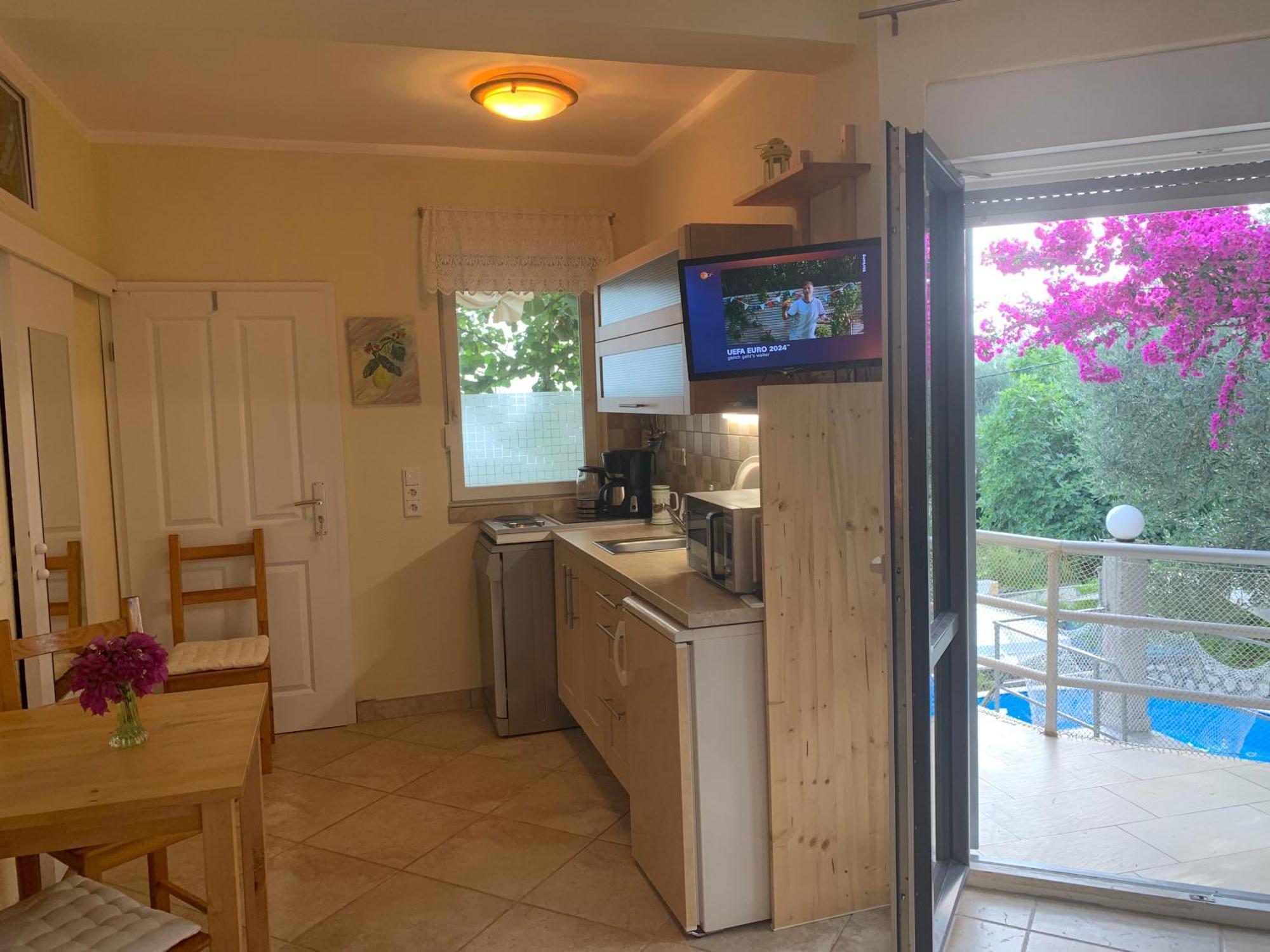 Apartments Mirian Petrovac Екстериор снимка