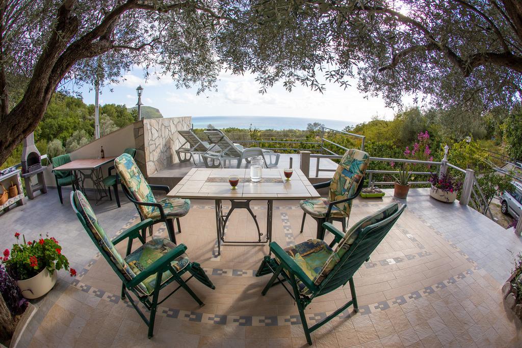 Apartments Mirian Petrovac Екстериор снимка