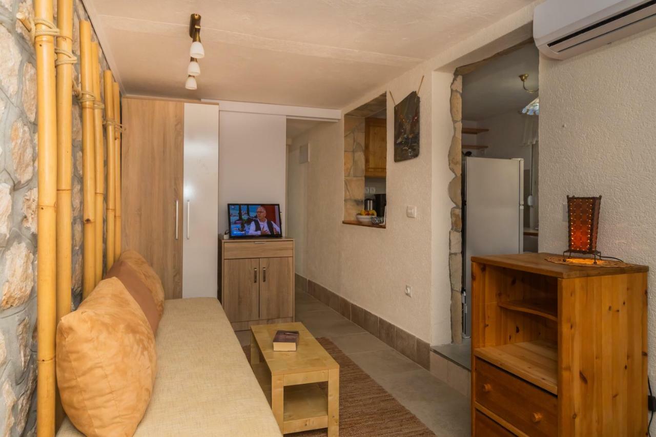 Apartments Mirian Petrovac Екстериор снимка